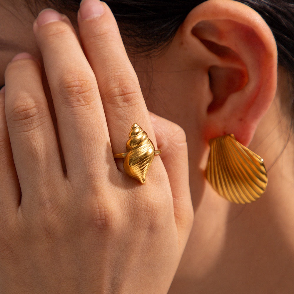 Croissant Ring