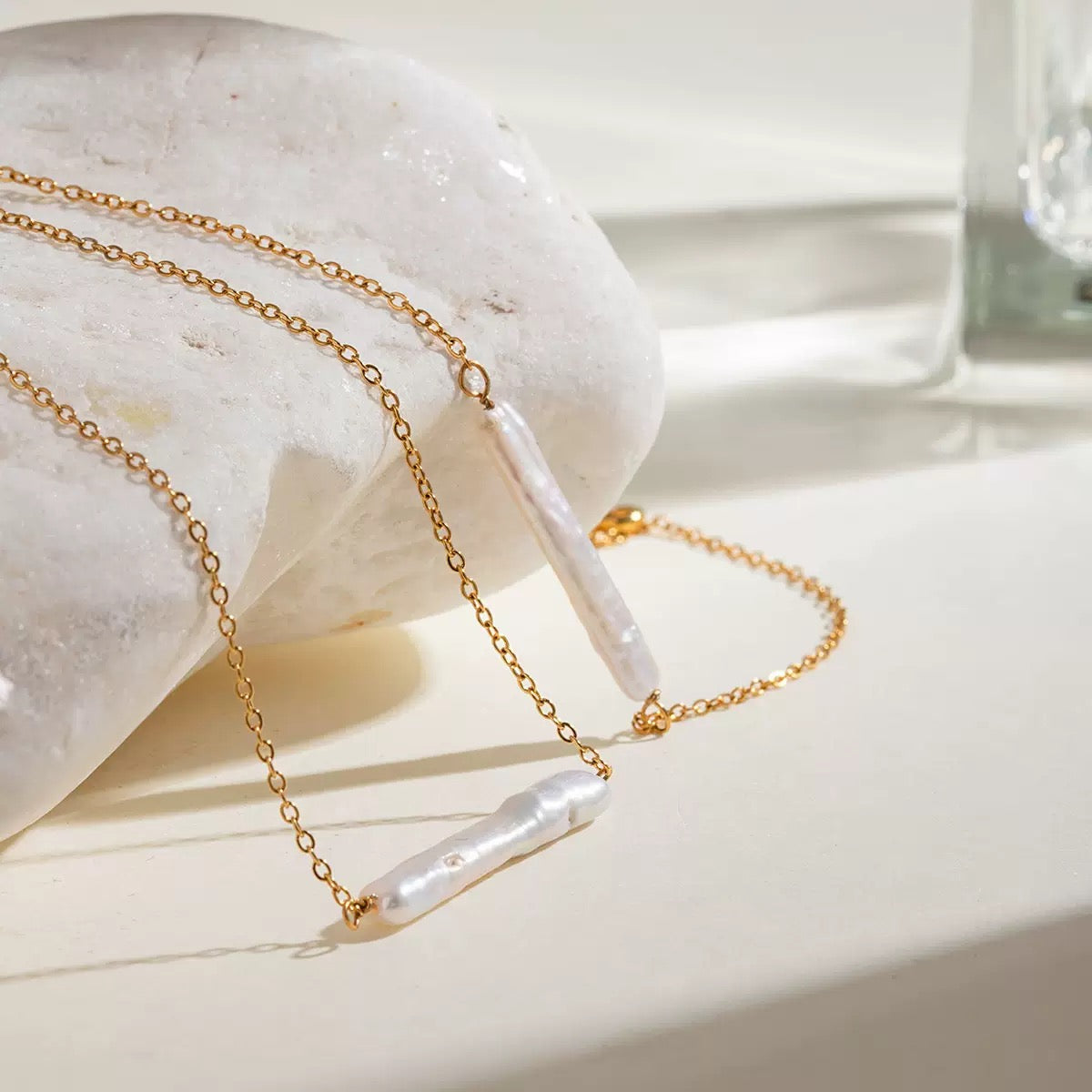 Minimalist Pearl Necklace and Bracelet