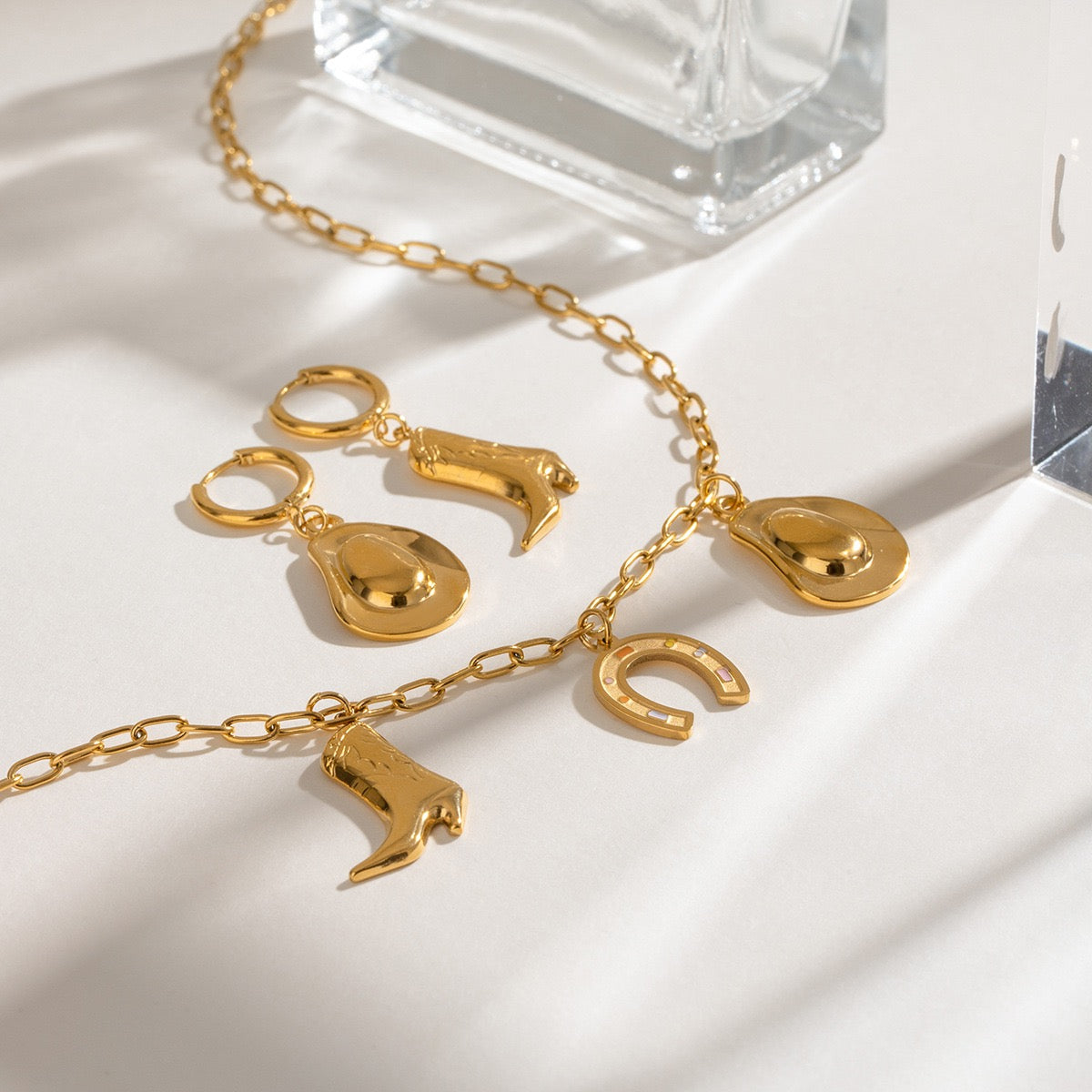 Horse shoe Western cowboy hat Boot Triple Charm Necklace
